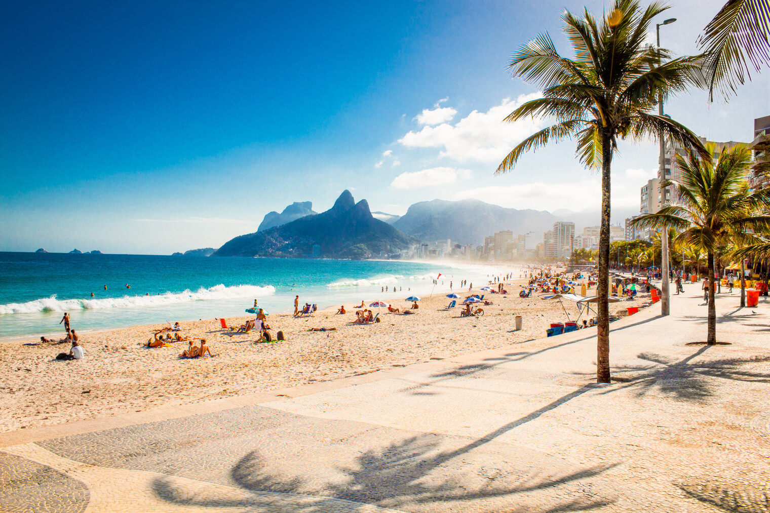 Vue sur la plage d'Ipanema à Rio de Janeiro au Brésil