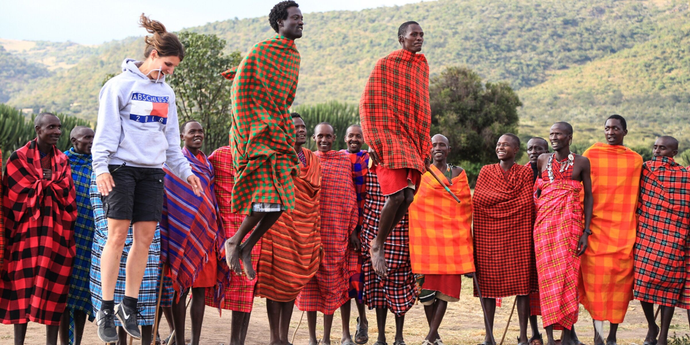 Route de Nairobi pour Maji moto, région de Masai Mara