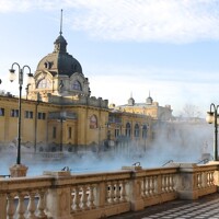 Visite guidée de la ville et bains thermaux