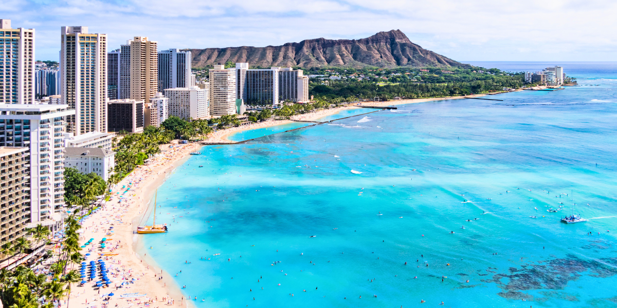 Puis direction l'île d'Oahu et la célèbre Waikiki Beach 