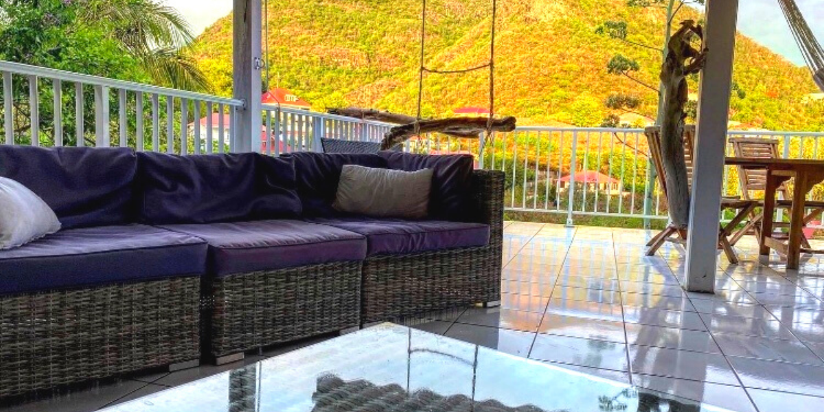 Coin salon sur la terrasse