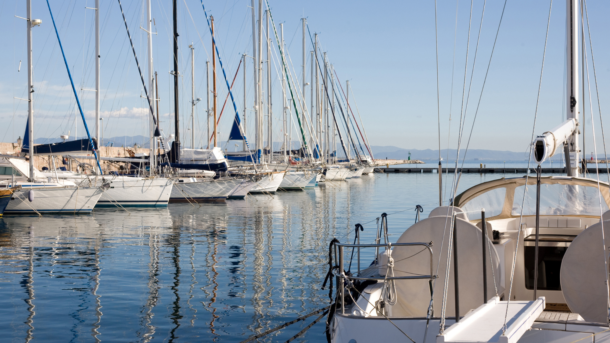 Marina de Carloforte, Île de San Pietro, Sardaigne, Italie ©ChiarOscuri / Getty Images