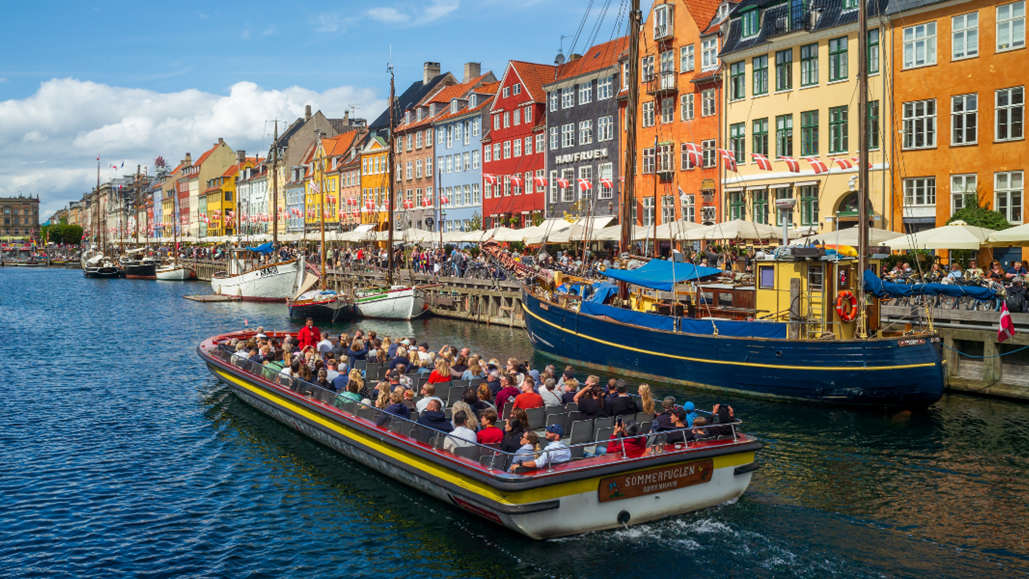 Une croisière pour admirer la ville sous un autre angle (non inclus) - jour 1 à 4