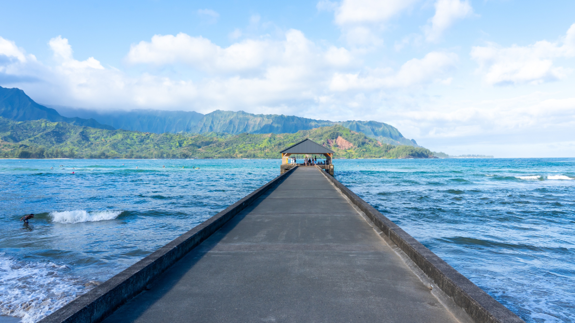 La petite ville de Hanalei et sa célèbre jetée