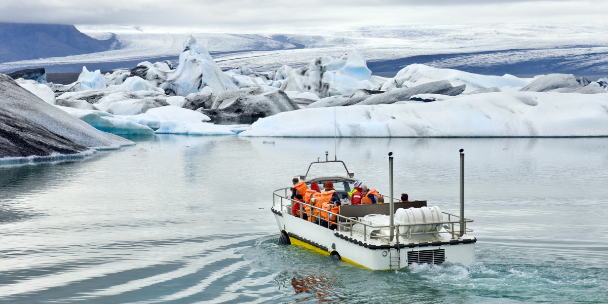 Une balade en véhicule amphibie au plus près des icebergs du glacier Vatnajökull (en été uniquement) - jour 4 