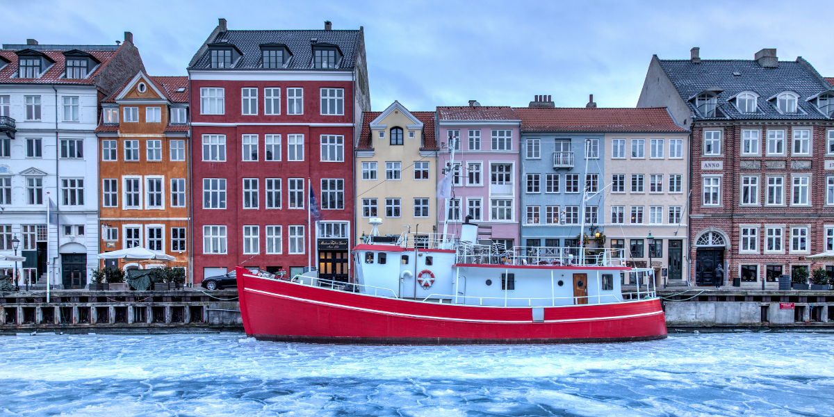 Les canaux de Copenhague sous la neige