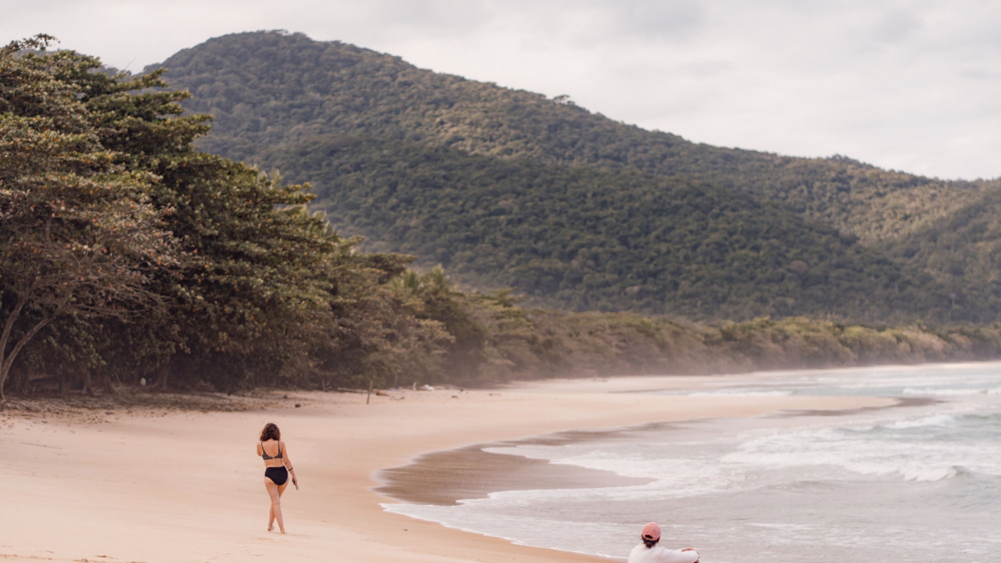 Praia Lopez Mendes, lha Grande, Brésil ©Emily Maggio