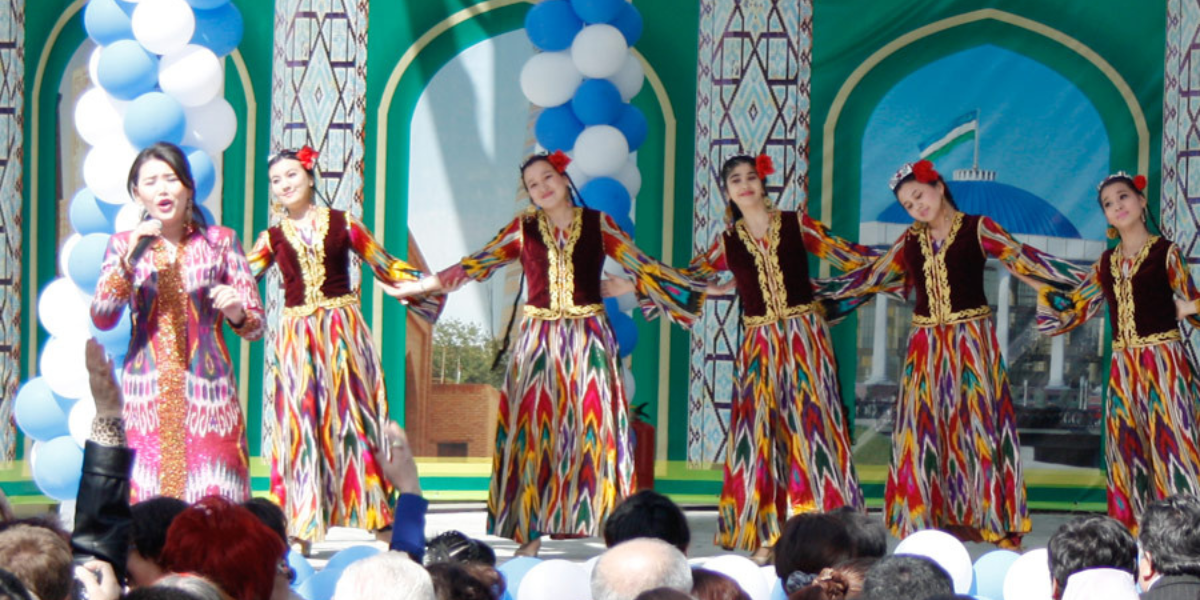 Et danses folkloriques