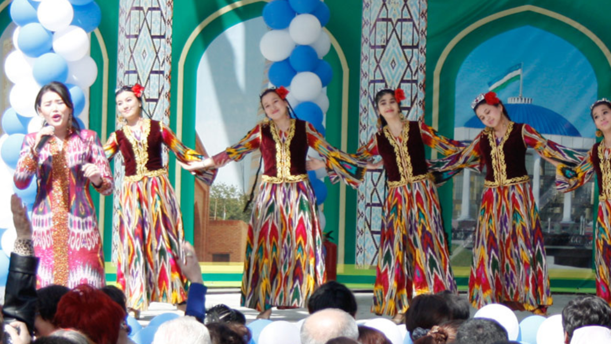 Et danses folkloriques