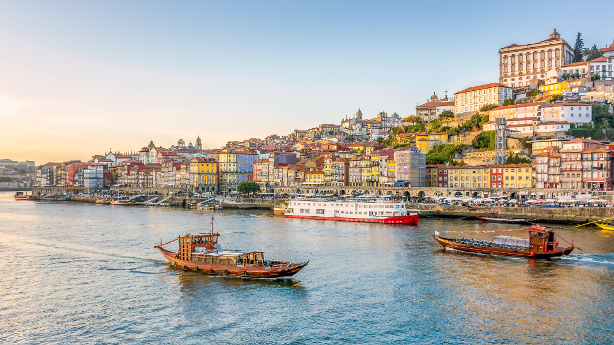 Une croisière sous les six ponts emblématiques de la ville - jour 3