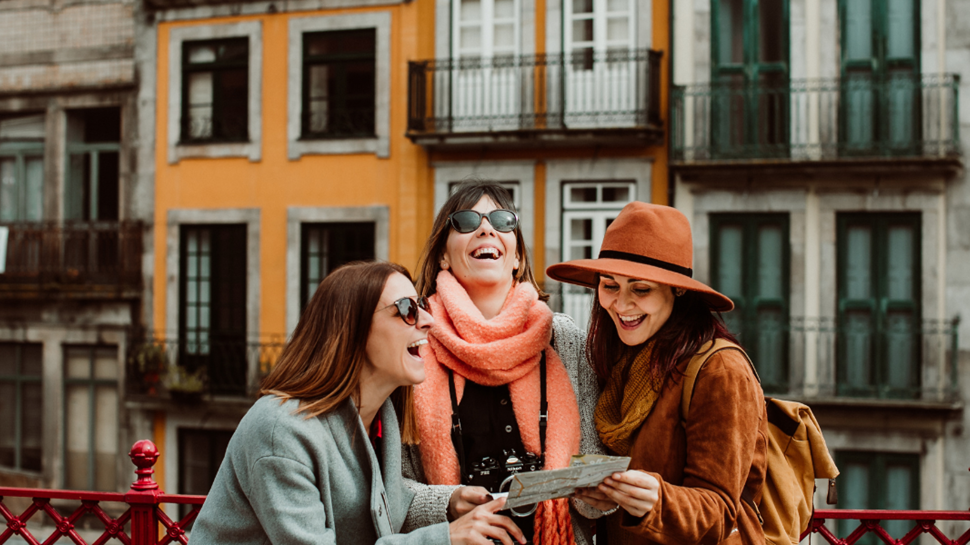 La découverte de la ville entre femmes