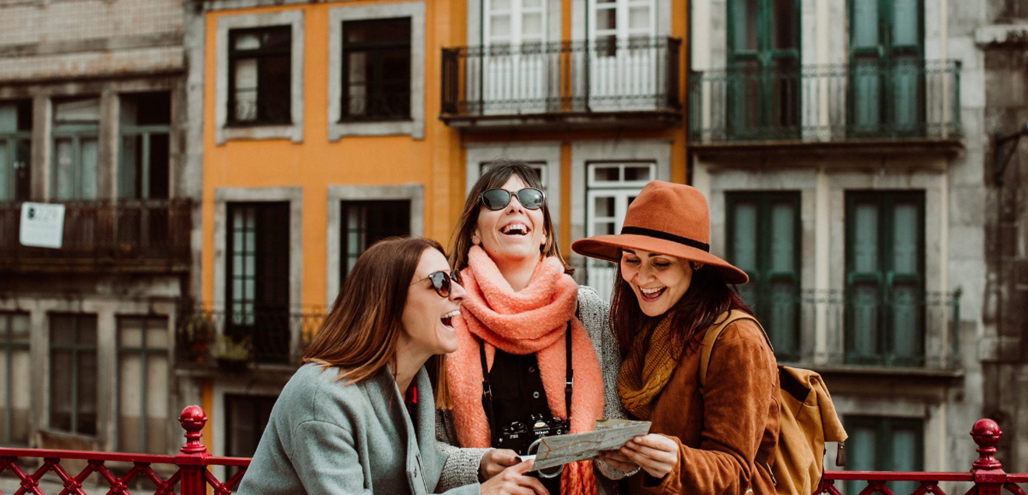La découverte de la ville entre femmes