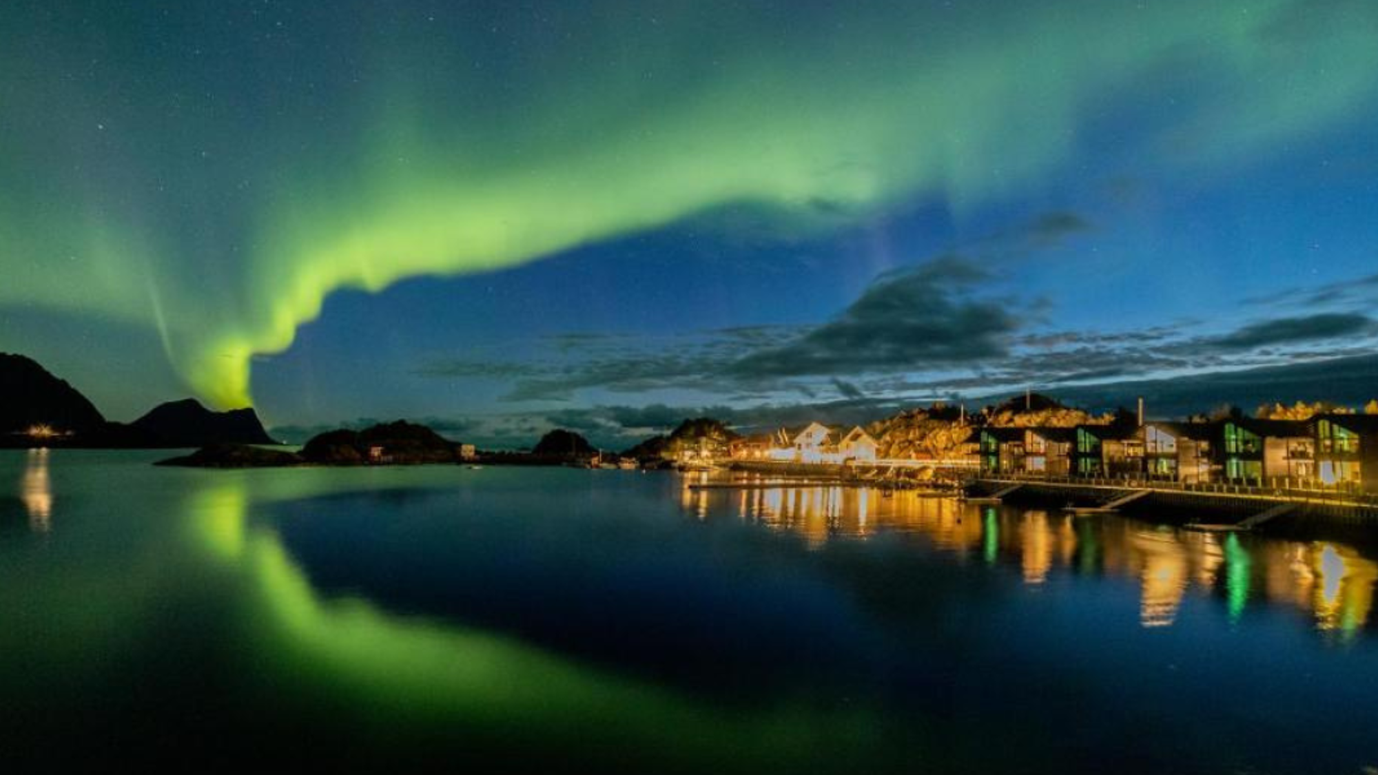 Les aurores boréales qui illuminent le ciel de Hamn (phénomène imprévisible) - jours 3 à 7