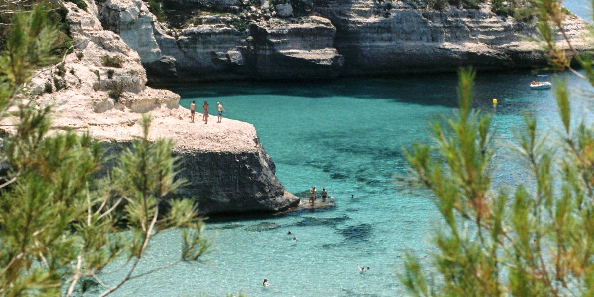 Cala Mitjana, Minorque, Espagne ©Andrzej Rostek / Getty Images