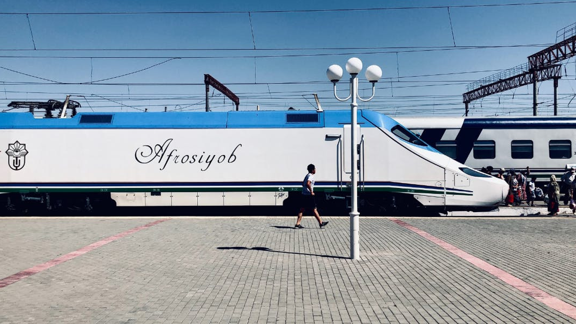 Embarquez à bord du train "AFROSYAB" en direction de Tachkent