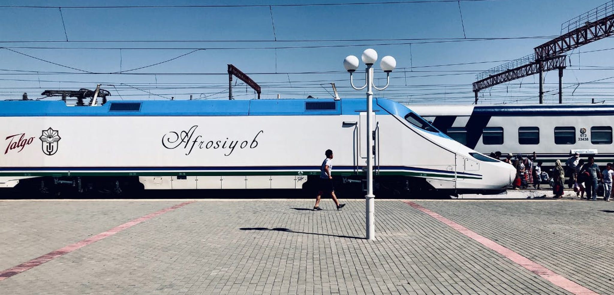 Embarquez à bord du train "AFROSYAB" en direction de Tachkent