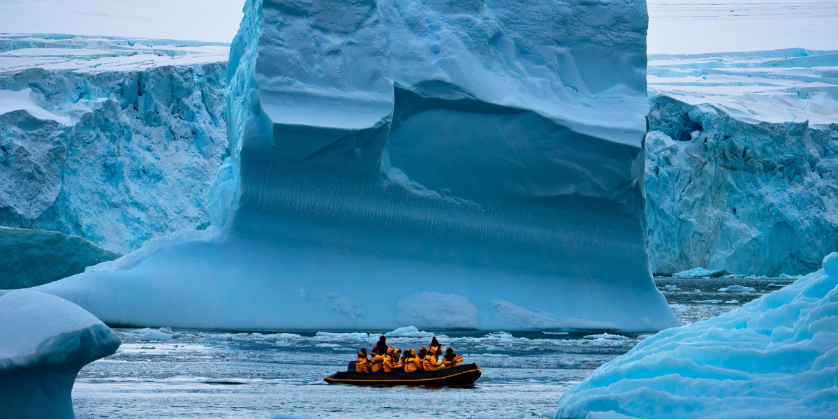 En bateau d'expédition... 
