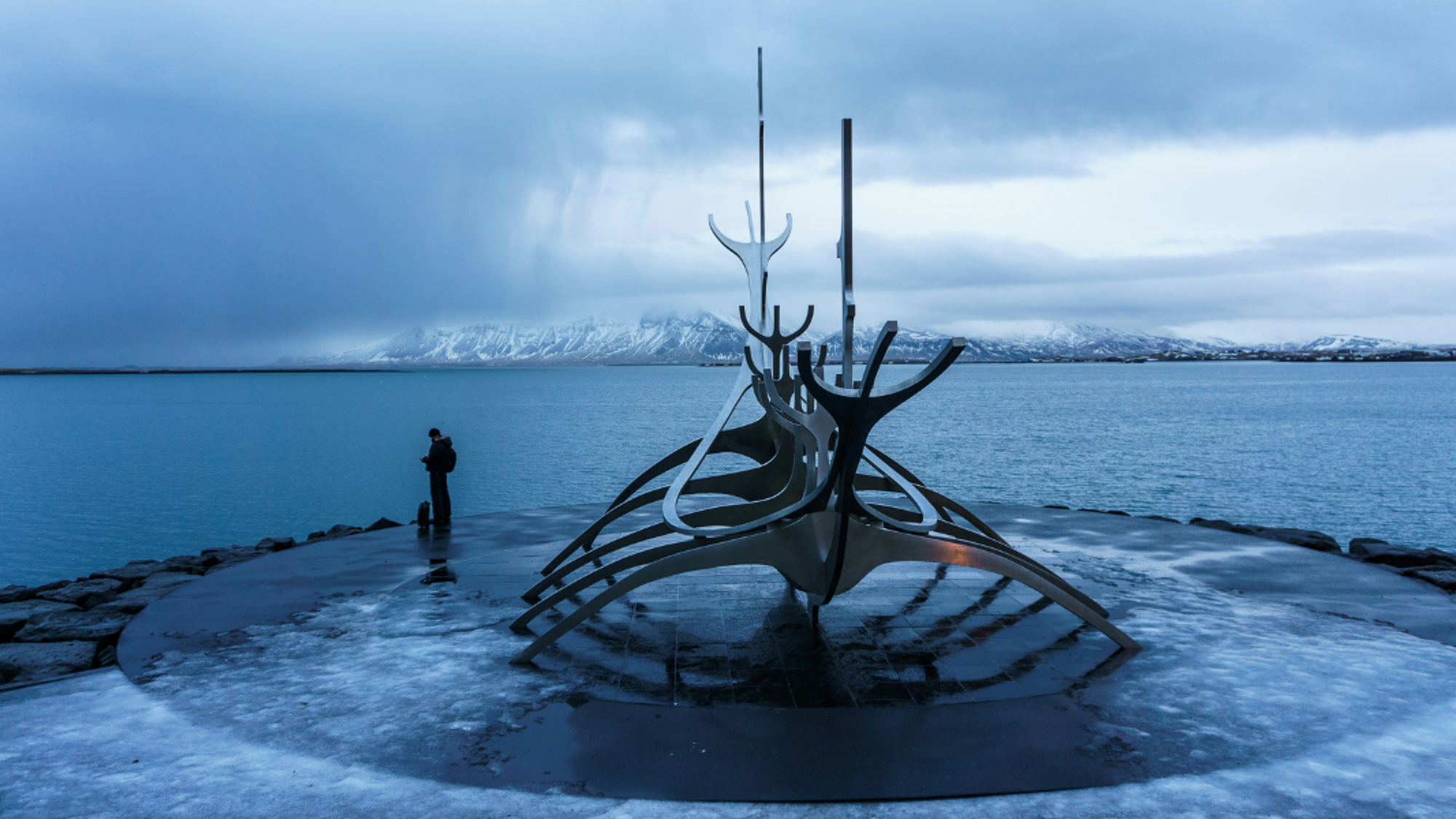 Reykjavik, Islande ©Aaron Katz / Unsplash