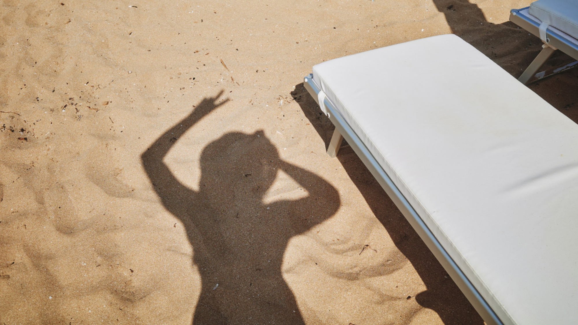 Pause farniente sur la plage, Ibiza, Espagne