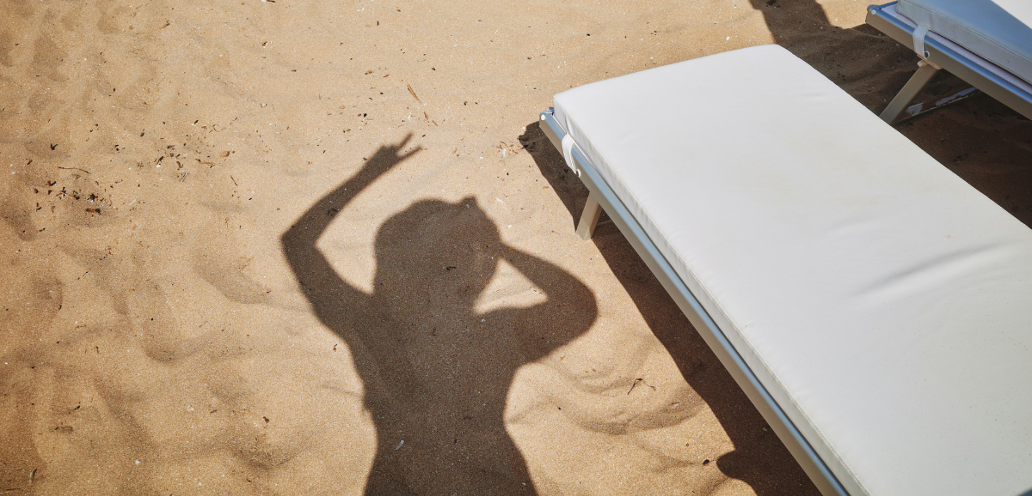 Pause farniente sur la plage, Ibiza, Espagne