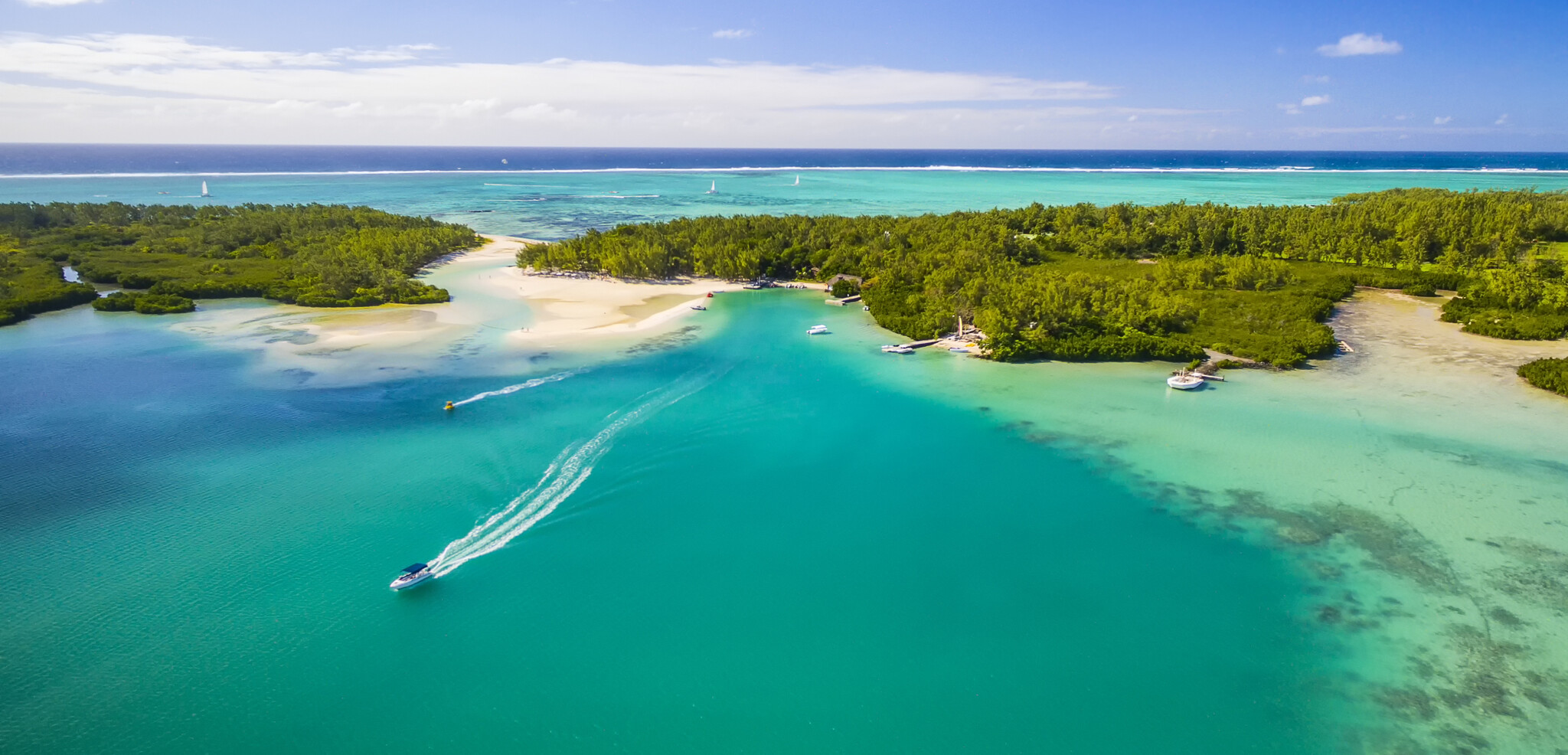 Et c'est parti pour une sortie en bateau rapide vers la célèbre île aux Cerfs