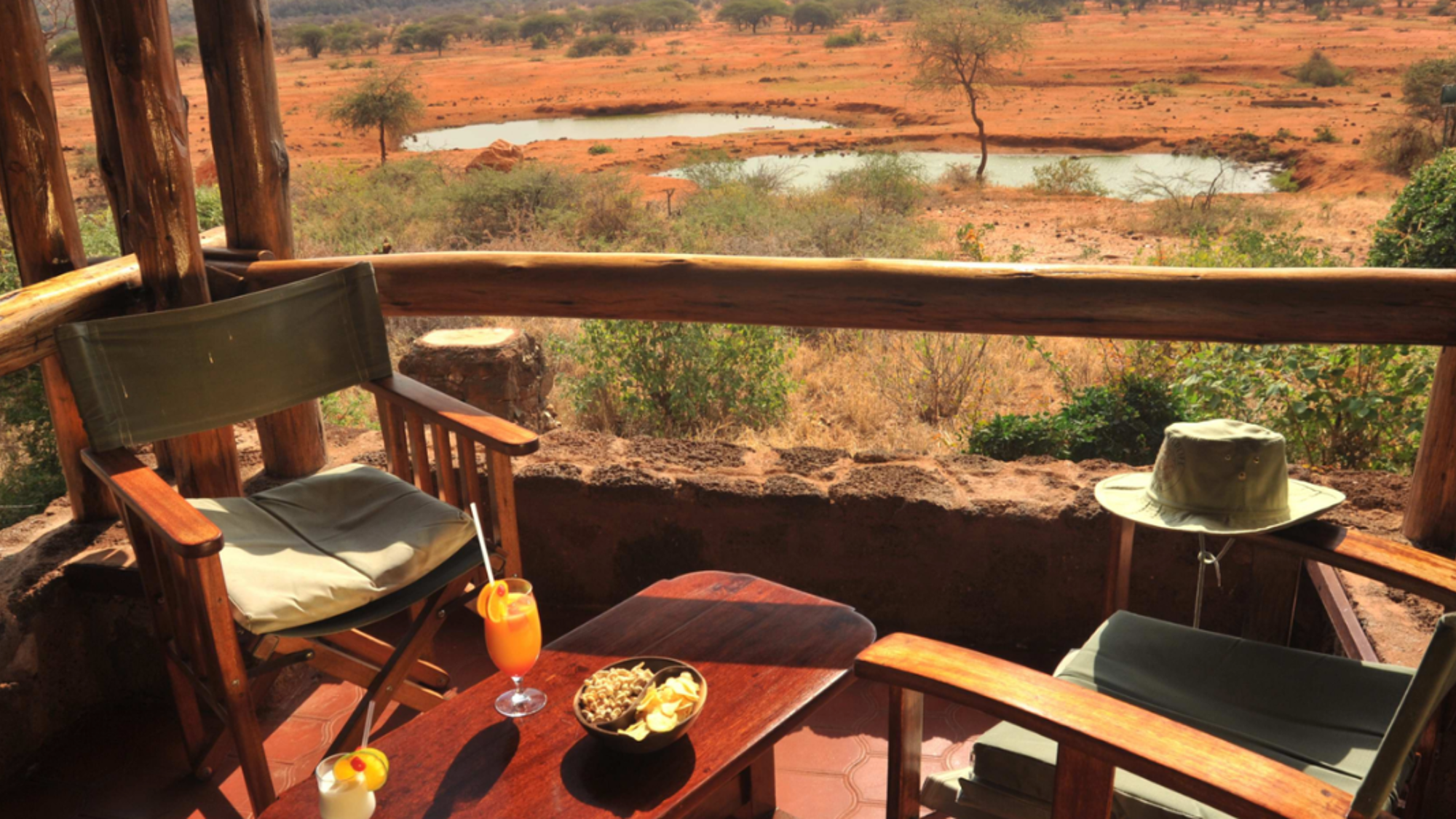 Apéritif au coucher du soleil, Mara Simba Lodge, Kenya