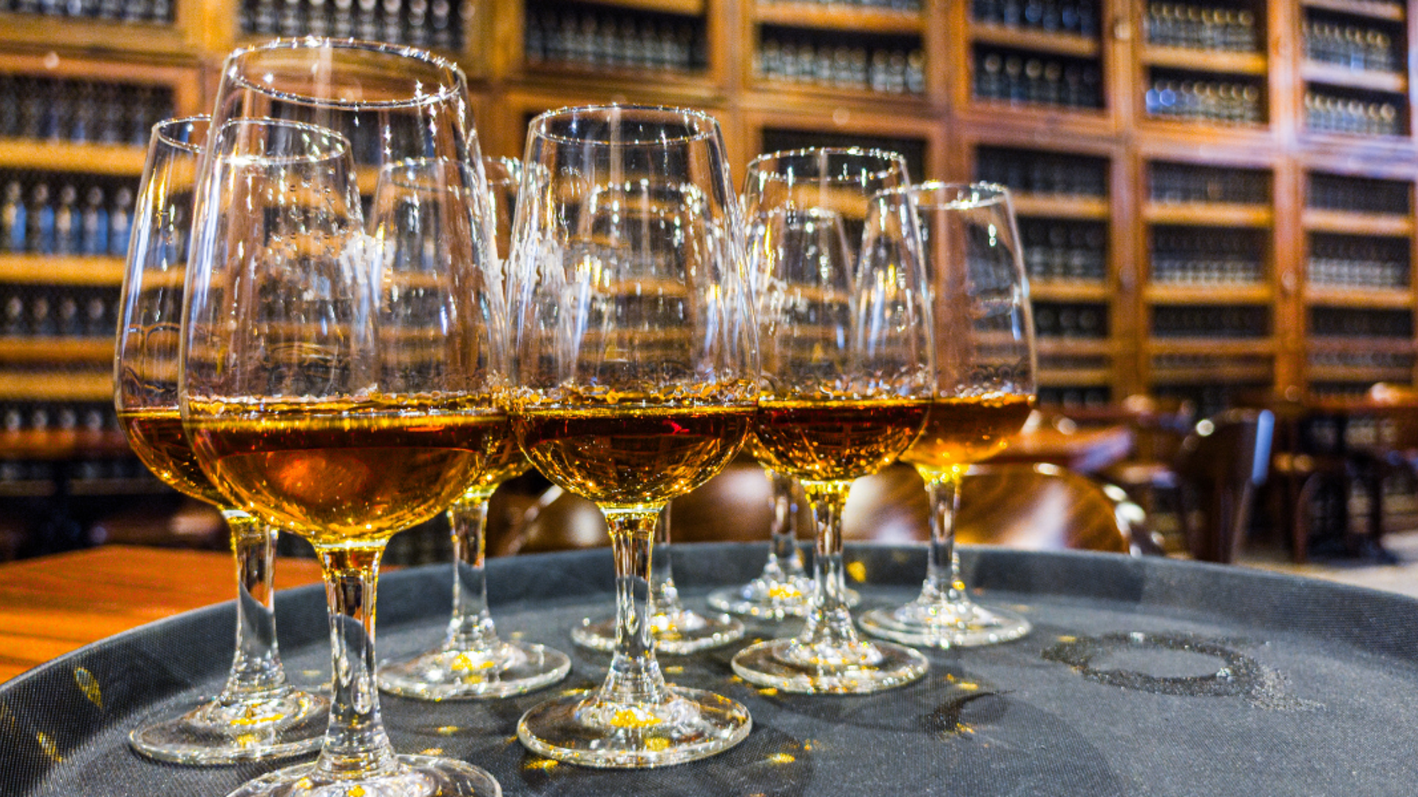 Dégustation de rhum, Porto da Cruz ©Shutterstock