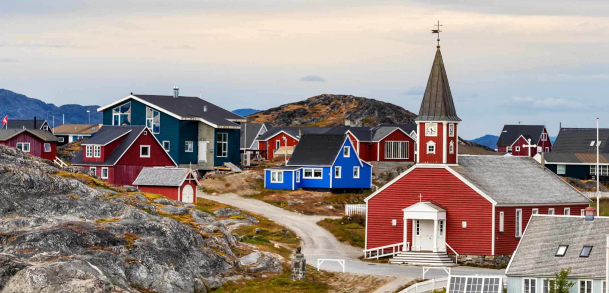 ...parsemée de villages colorés !