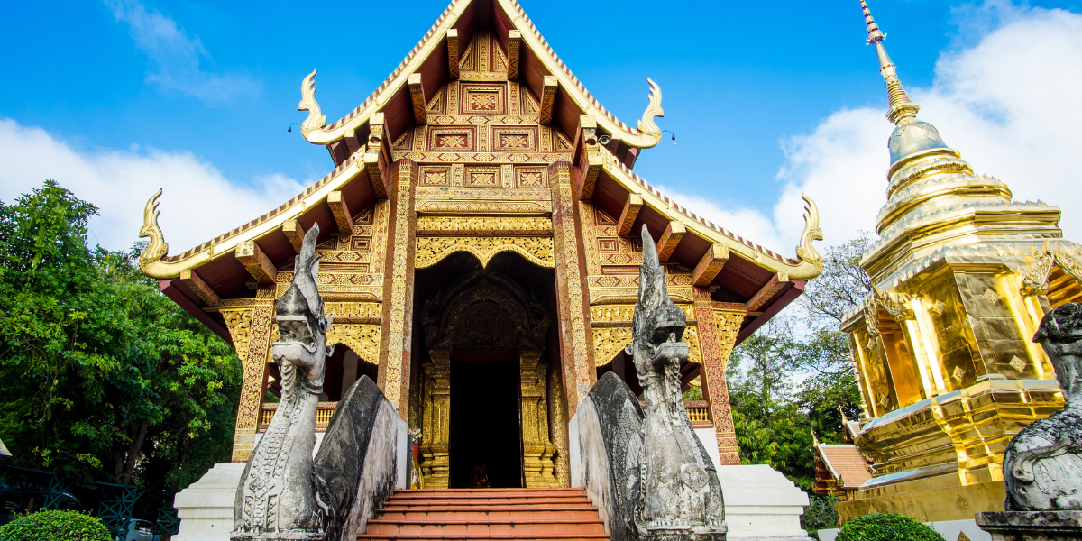 Visitez ses temples emblématiques... 