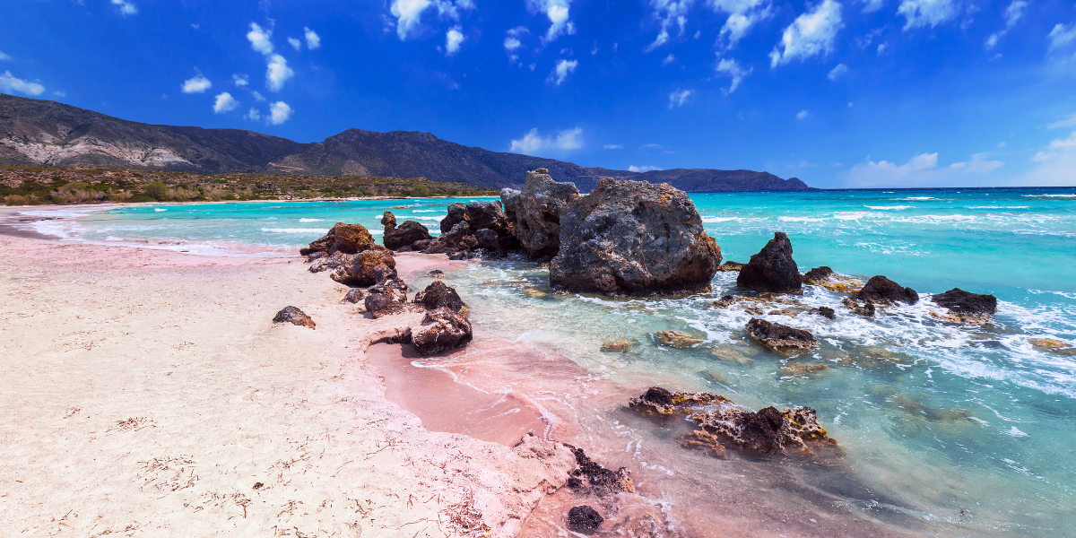 Profitez des plages de sable rose d'Elafonissi !