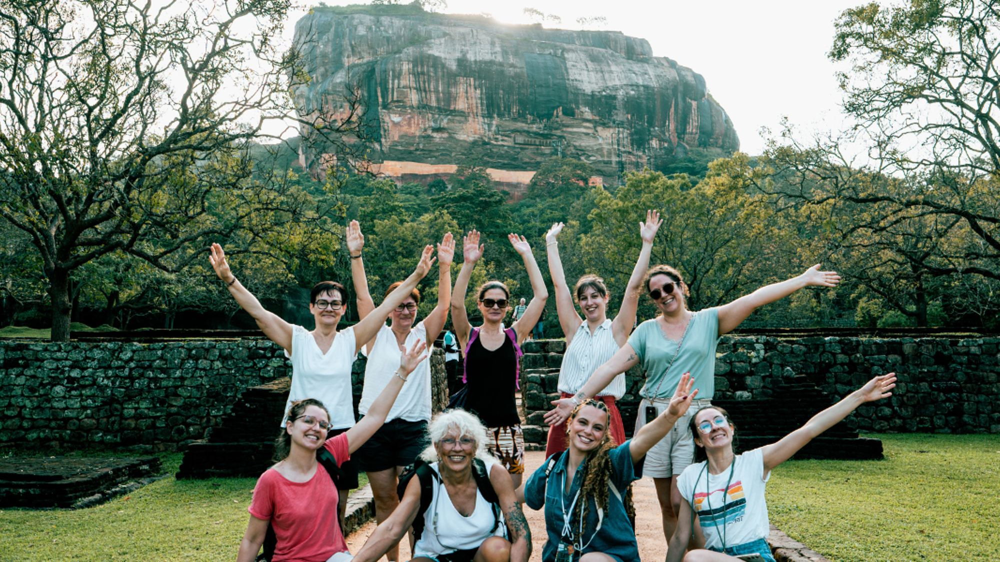 Une pause avant l'ascension du rocher du Lion, forteresse rocheuse de Sigiriya et symbole de l'île - Jour 3