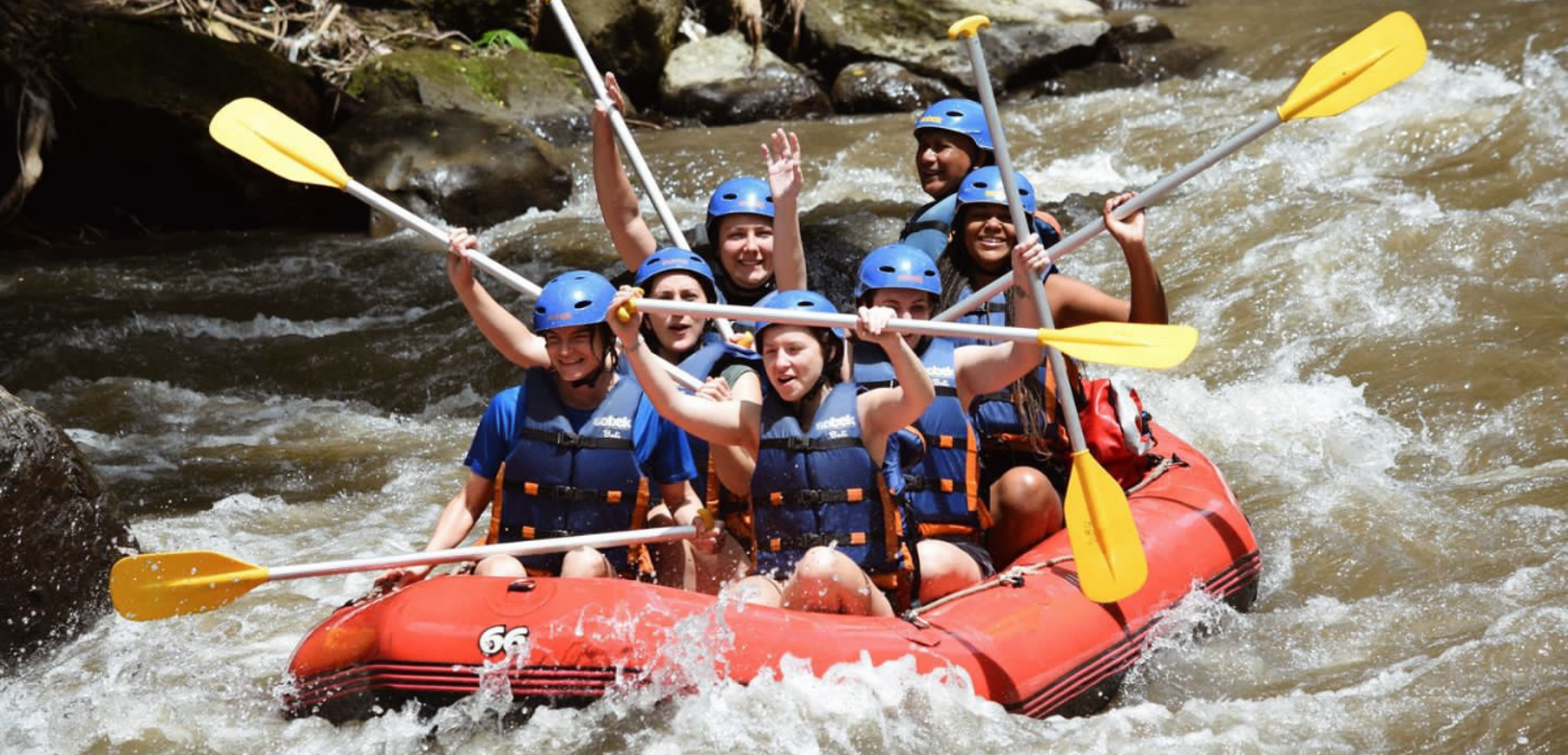 Faites le plein de sensations fortes en rafting !