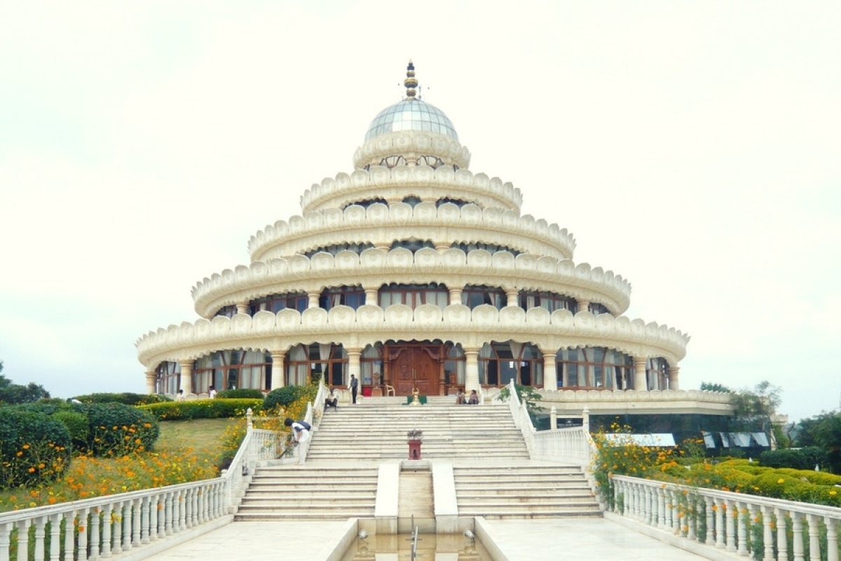 Initiez vous à la spiritualité indienne Ashram l'Art de Vivre, Bangalore