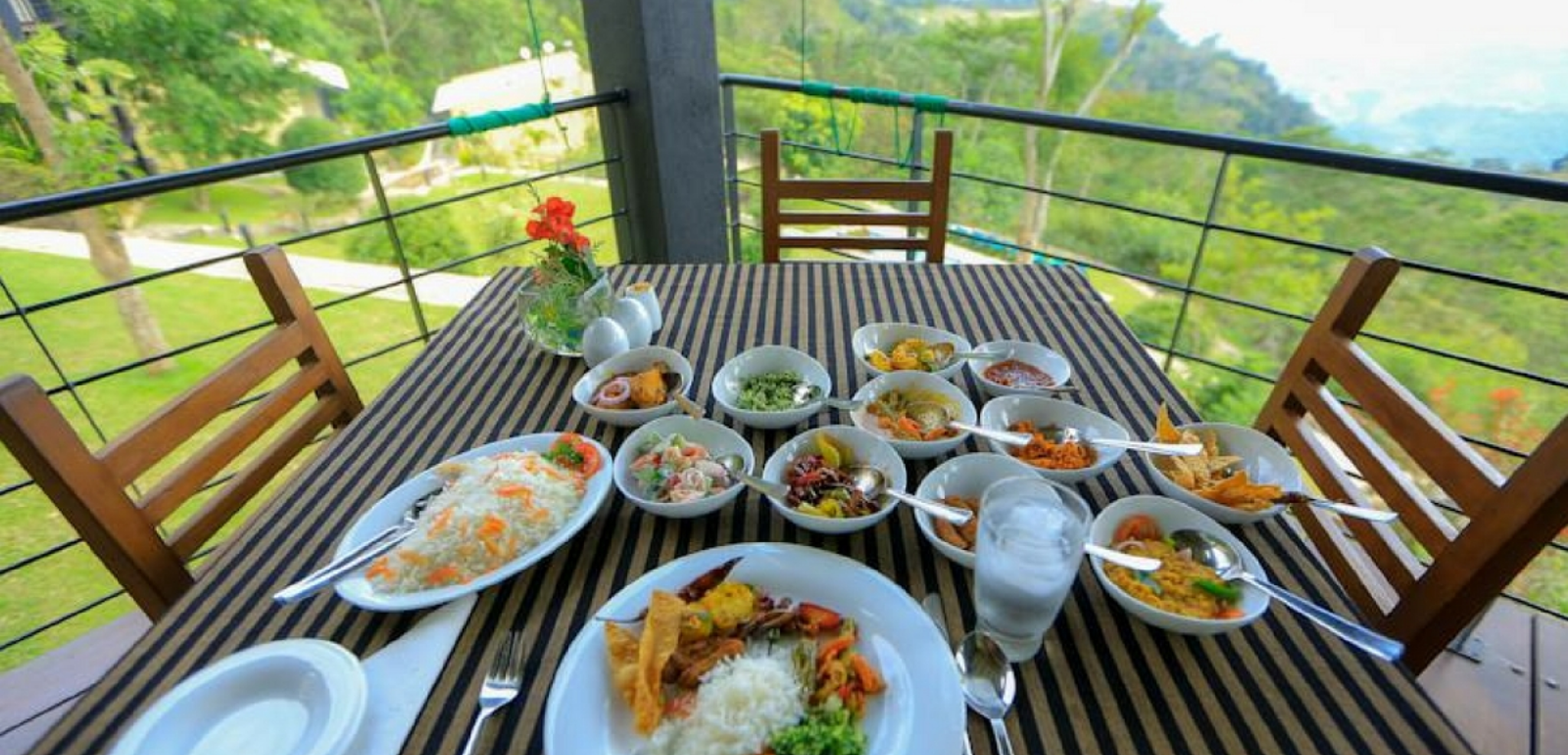 Le plat typique aux 10 mets