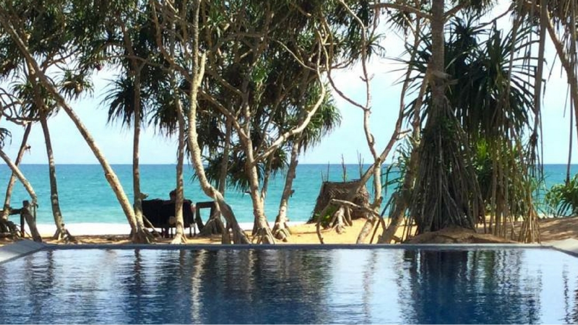 Hotel Sanji's Seaside Cabanas