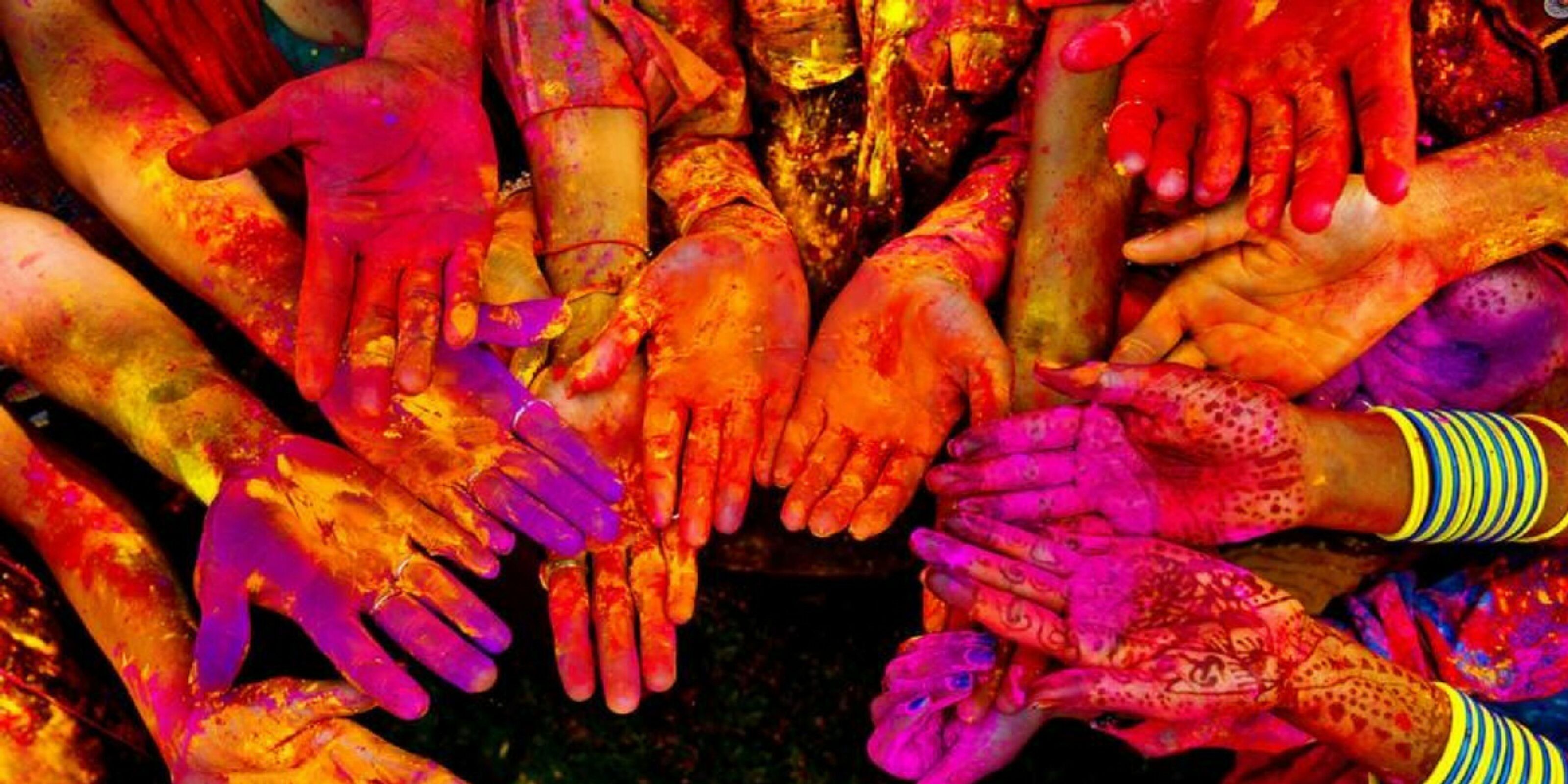 Selon les dates, vivez l'expérience d'Holi, fête des couleurs !