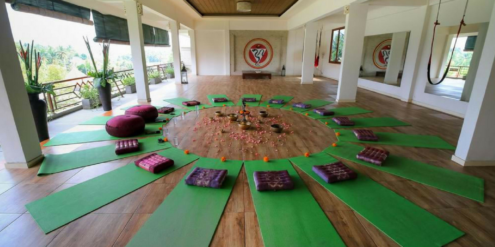 Yoga au Om Ham Retreat avec vue rizières