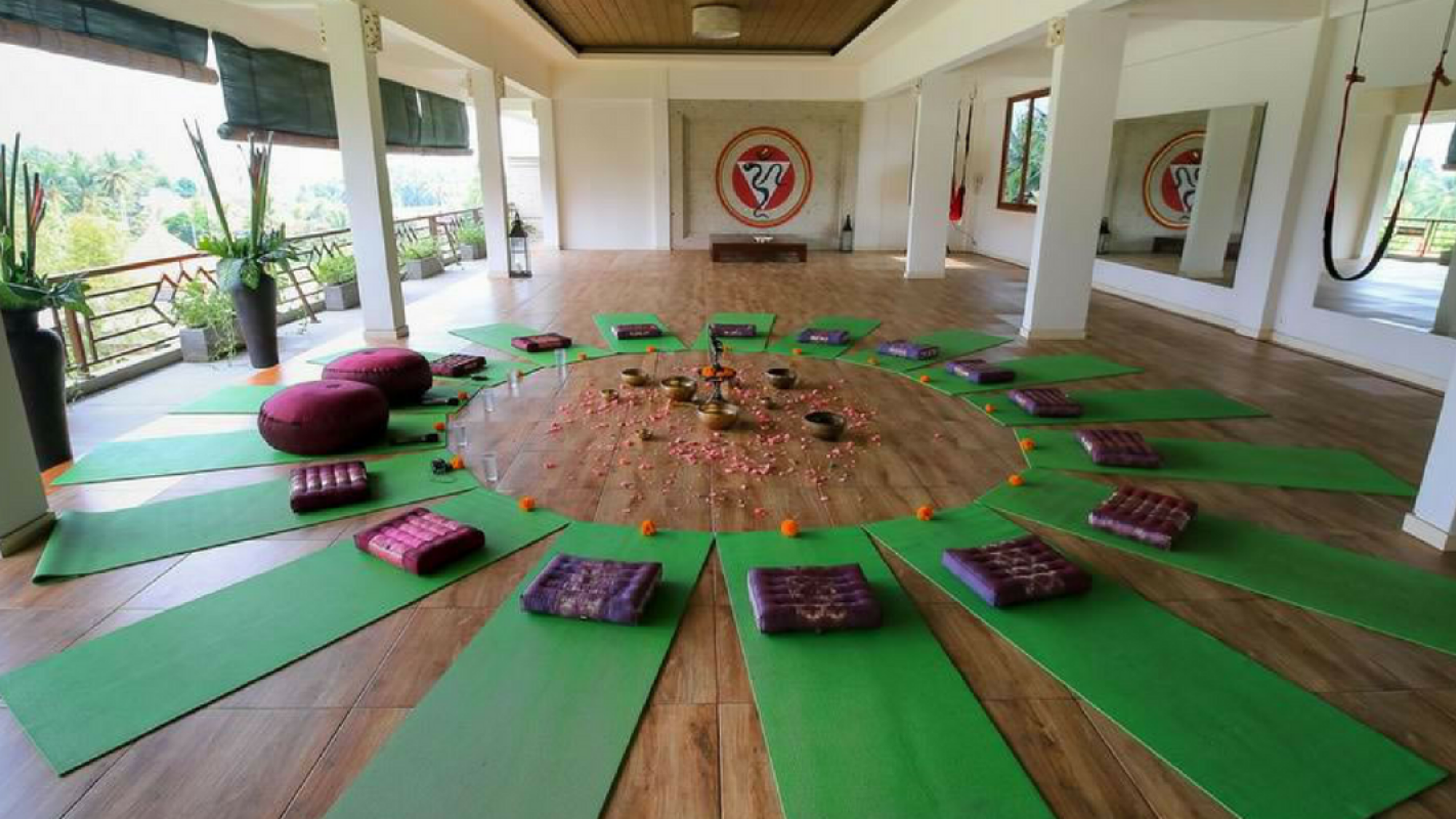 Yoga au Om Ham Retreat avec vue rizières