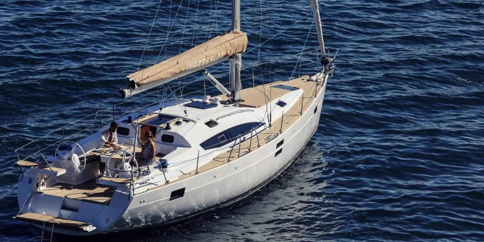 Découvrez la côte grècque en monocoque confortable (exemple)