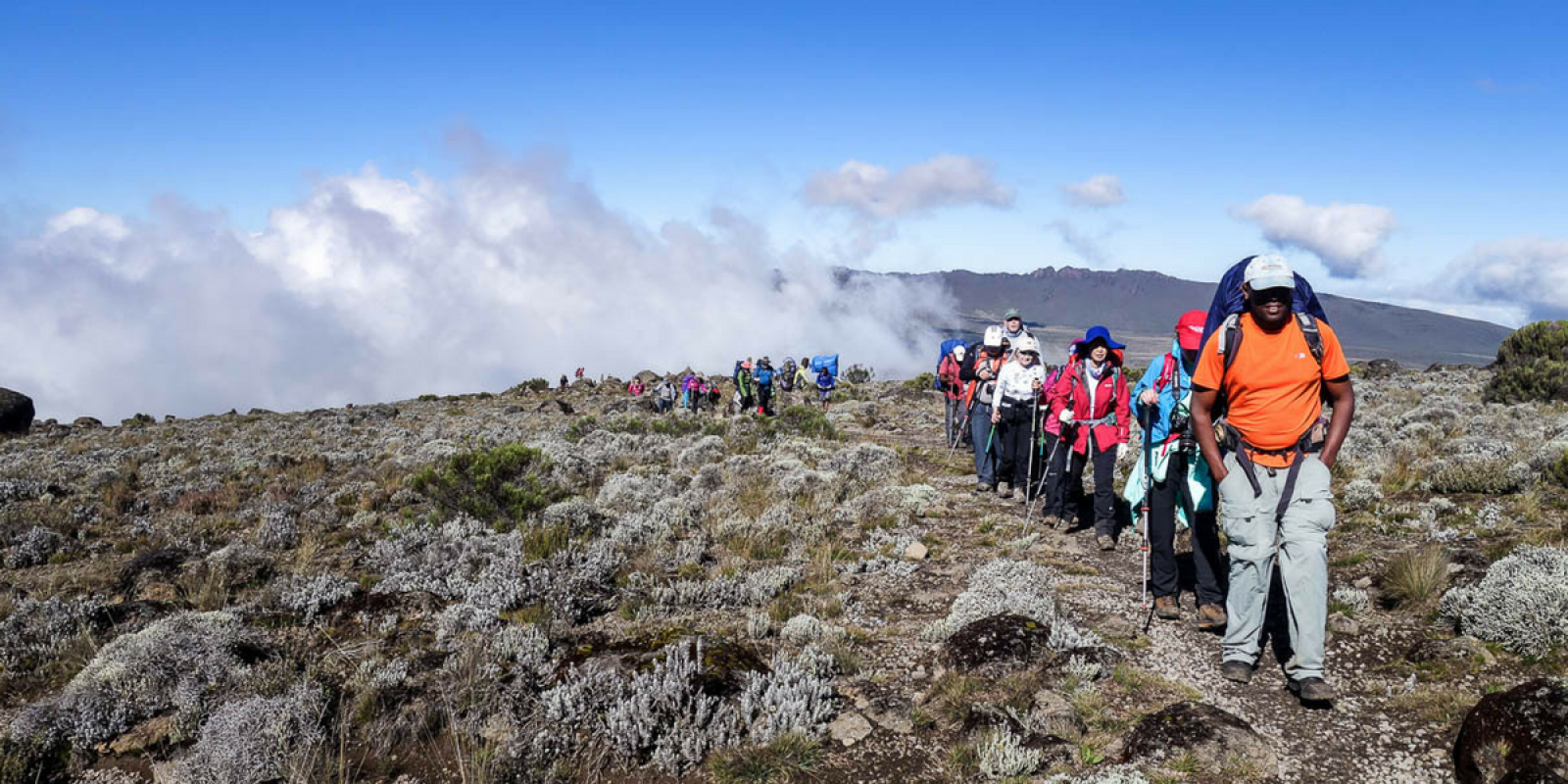 17 km à pieds ça use, ça use ... ;)