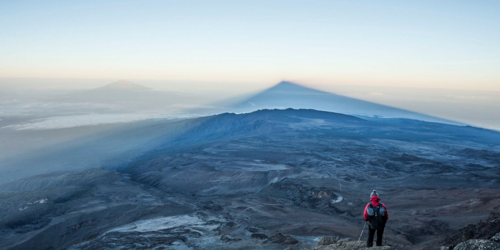 Arriver au sommet du Kilimandjaro ! 