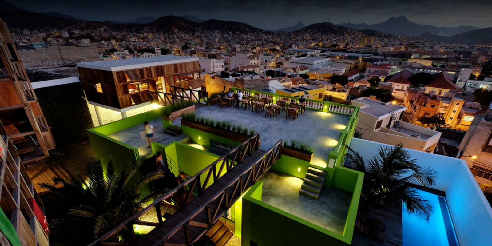 Parfaite terrasse vue mer, pour déguster un cocktail