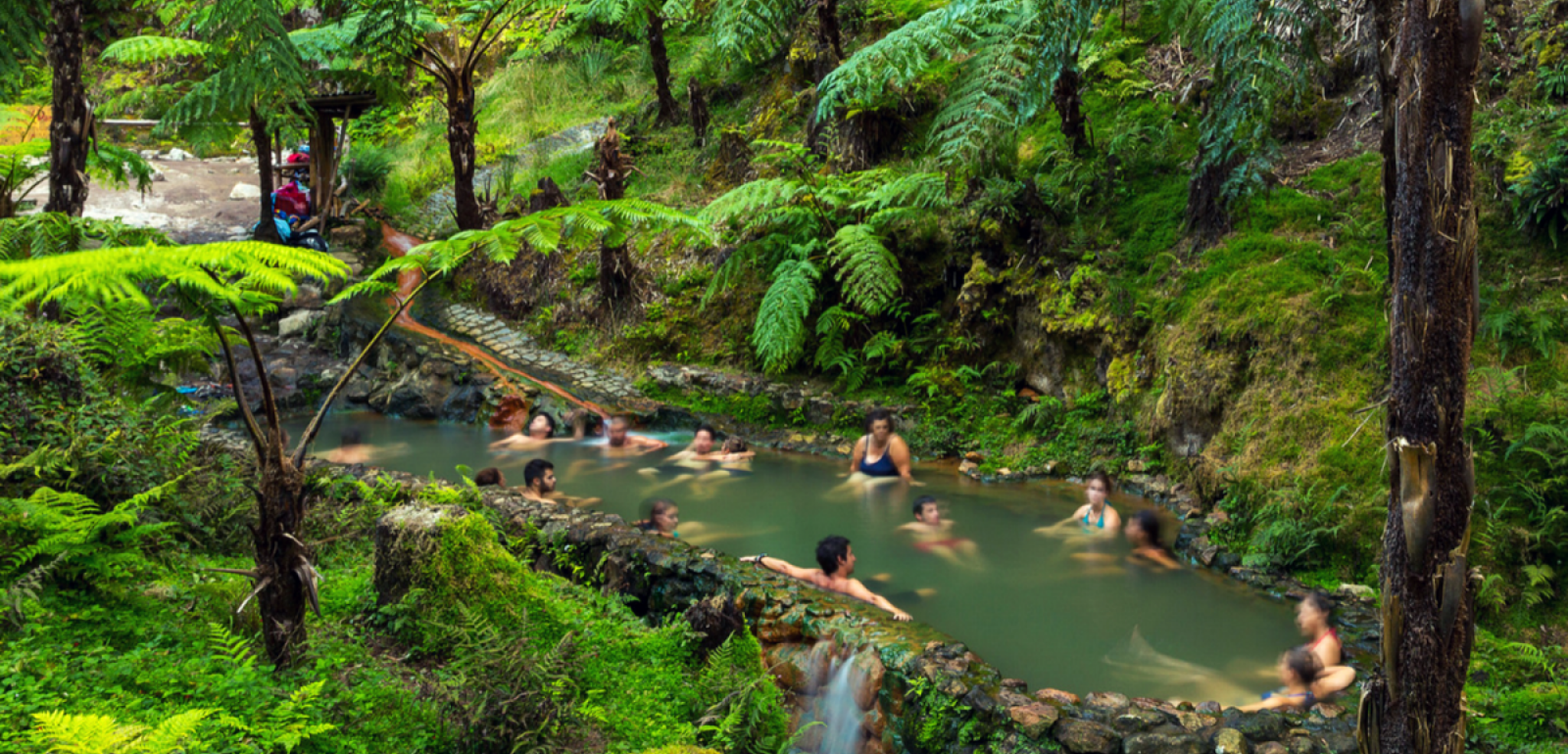 Les piscines d’eau tiède de Caldeira Velha