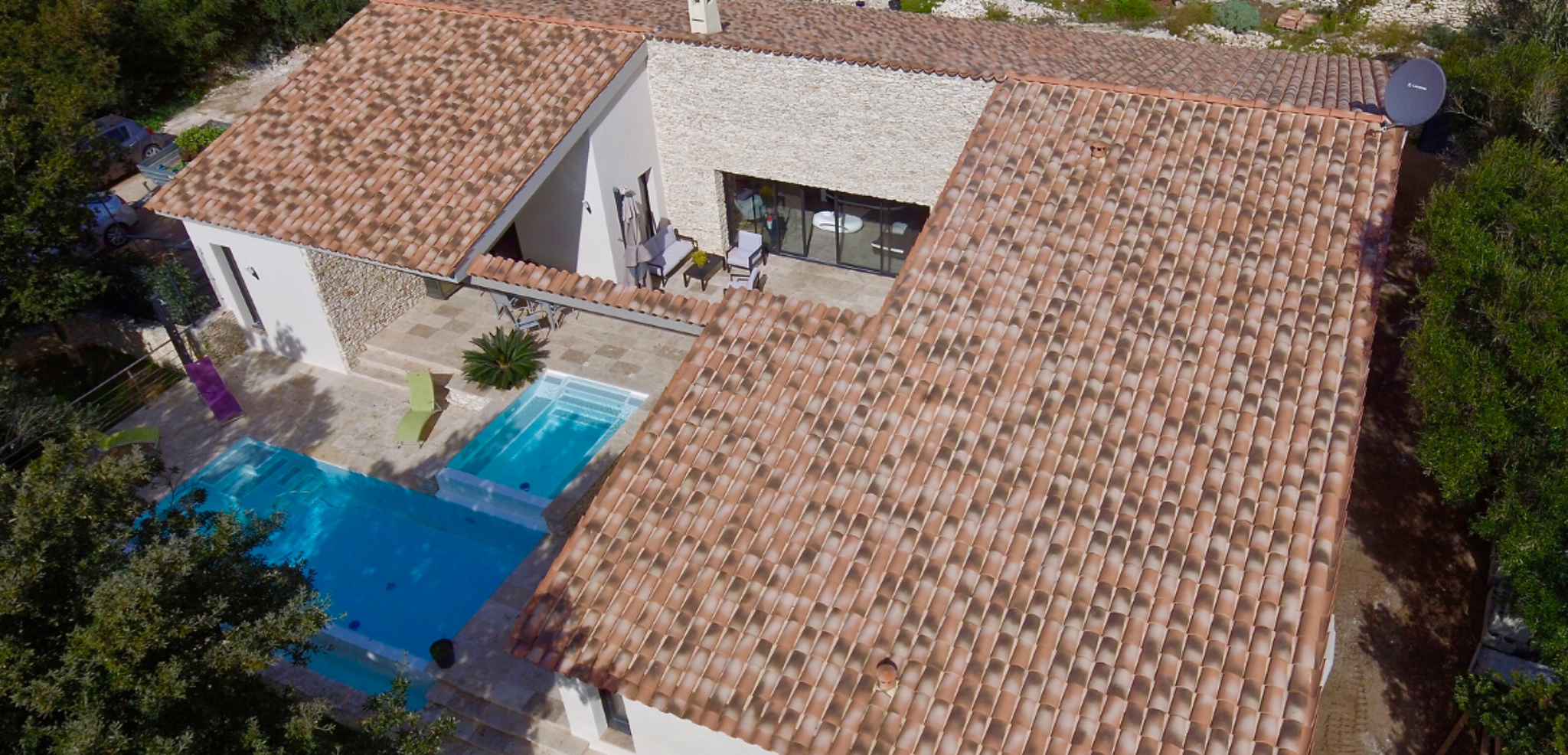 Dans une superbe villa de 170m2, privatisée pour vous !