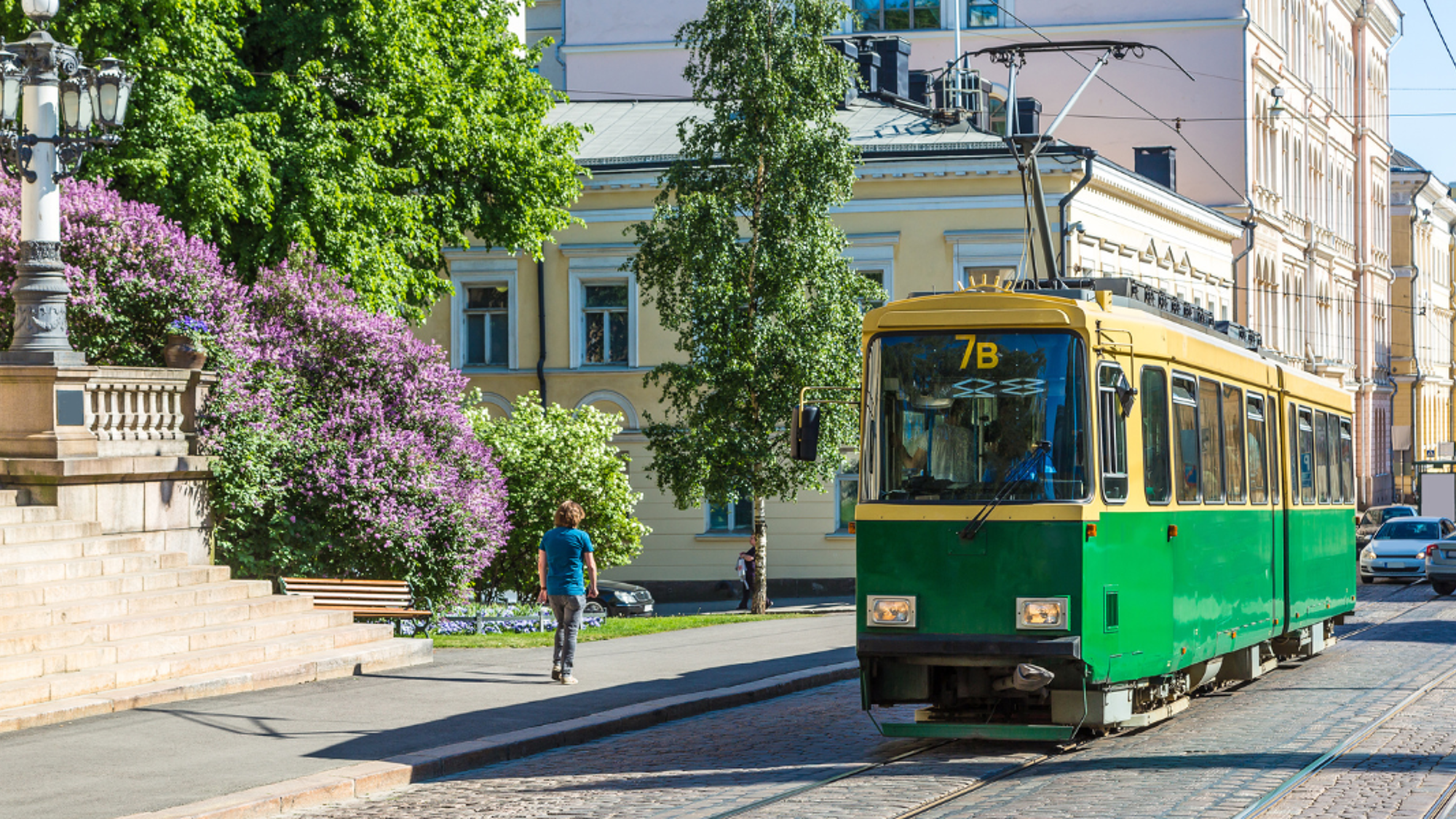 Visitez la ville, en tram ou à pied