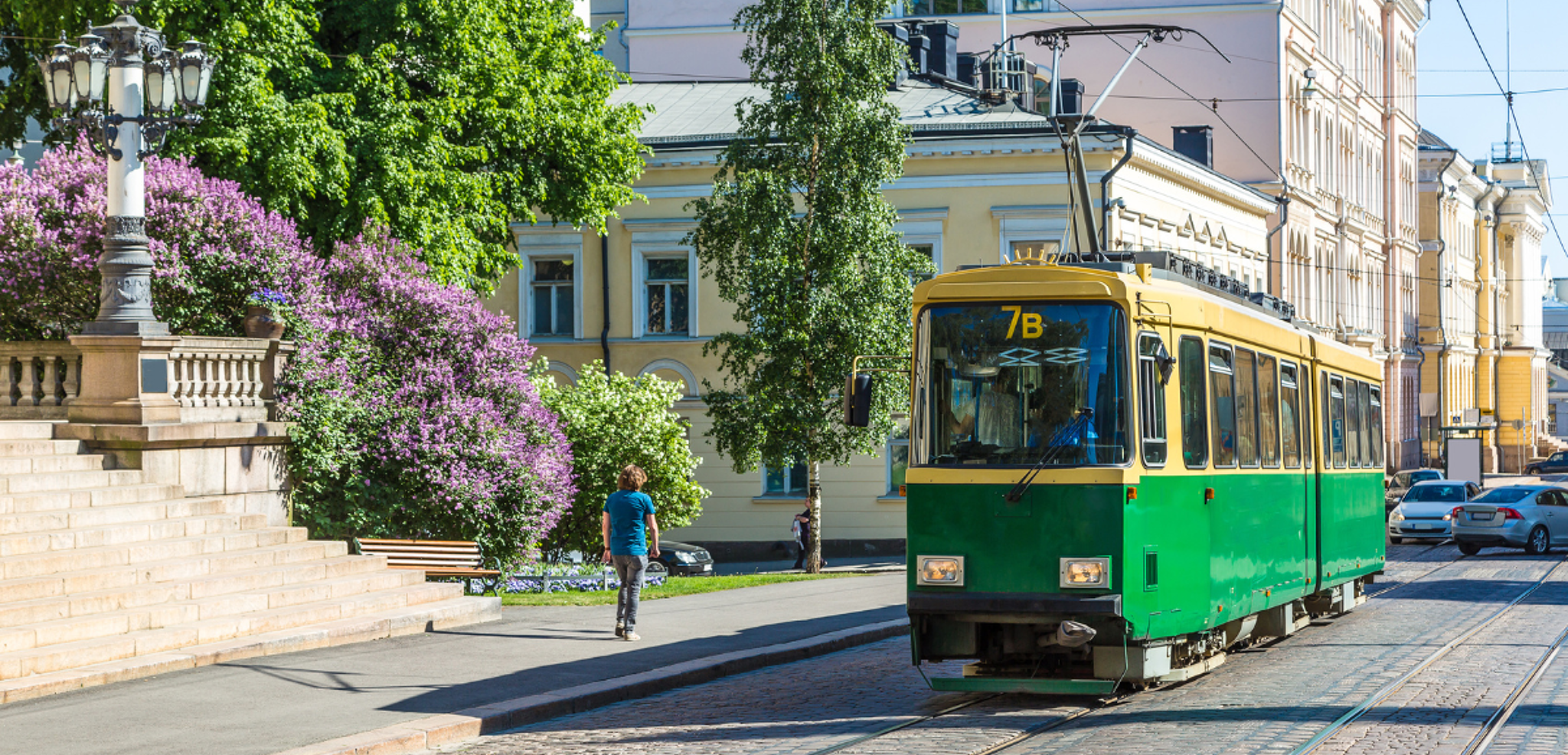 Visitez la ville, en tram ou à pied
