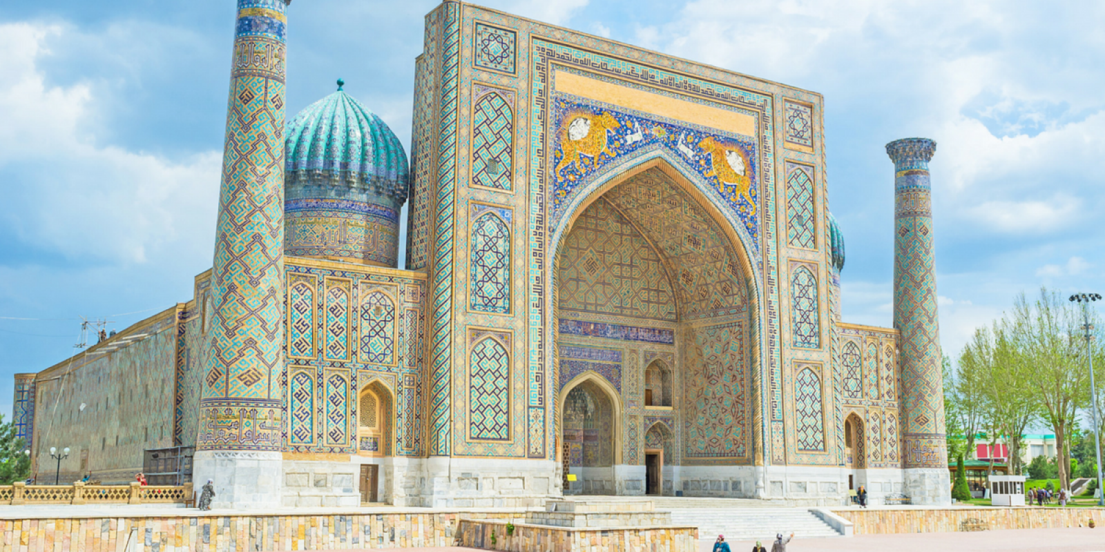 et de découvrir l'architecture ouzbèque typique 