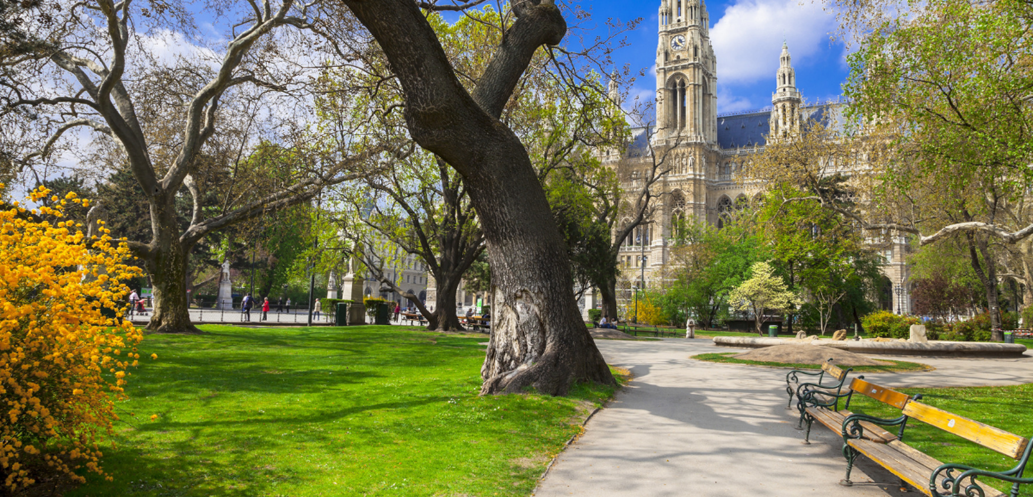 ... avant de vous promener dans l'un des nombreux parcs de la ville