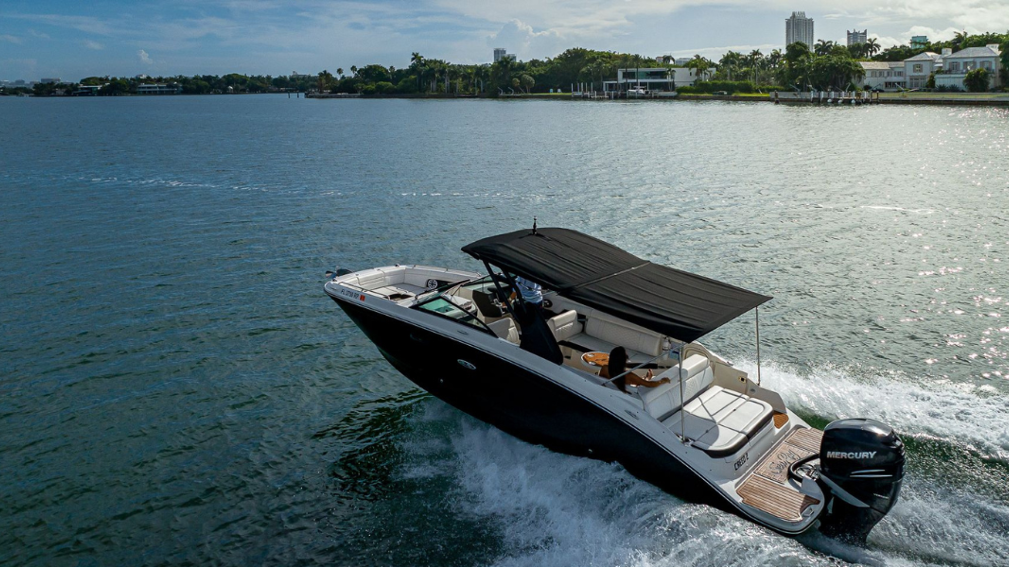 Naviguez à travers les canaux jusqu'aux Keys