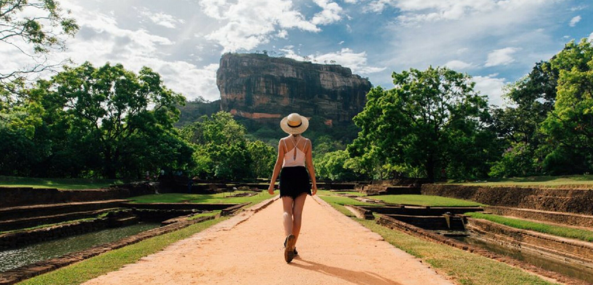 Le rocher du Lion, forteresse rocheuse de Sigiriya et symbole de l'île